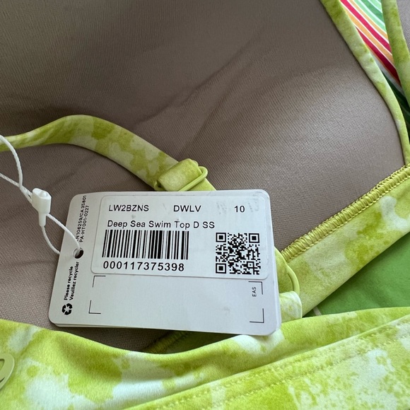 Lululemon DEEP SEA SWIM TOP D CUP - Picture 4 of 4